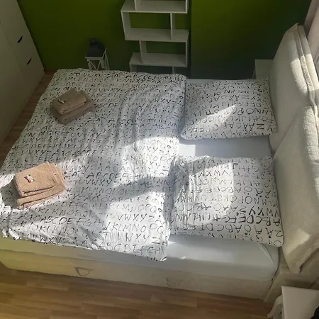 Am Altmarkt, Fuer Bis Zu 4 Personen, 55qm Cottbus